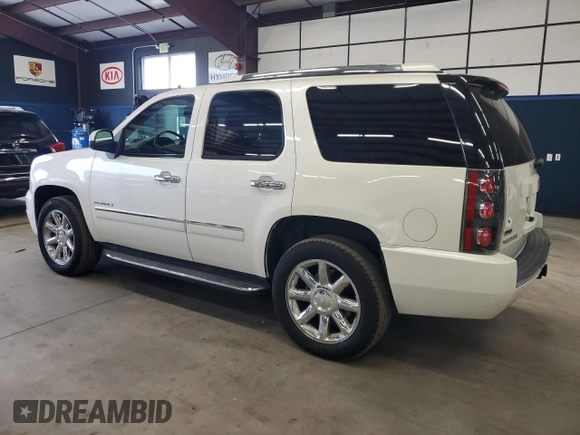 2012 GMC Yukon Denali with VIN 1GKS2EEF4CR147472, listed as a Copart auction lot 73318464 with 133,953 mi miles and Clean Title. Bid and sale history available at carsss.com. Image 2.