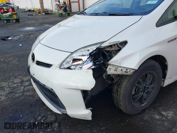 2015 Toyota Prius Four z VIN JTDKN3DU4F1883032, wystawiony jako IAAI lot #41528573 z przebiegiem 104 056 mil mil oraz . Historia ofert i sprzedaży dostępna na DreamBid. Obrazek 6.