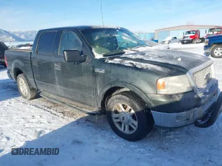 2004 Ford F-150 XLT with VIN 1FTPW12564KB32315, listed as a IAAI auction lot 41557616 with 132,392 mi miles. Bid and sale history available at carsss.com. Image 1.