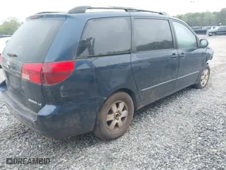 2004 Toyota Sienna CE with VIN 5TDZA23C04S085432, listed as a IAAI auction lot 41957426 with 273,480 mi miles. Bid and sale history available at carsss.com. Image 4.
