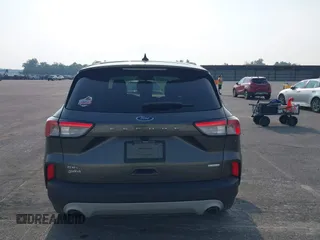 2020 Ford Escape SEL с VIN 1FMCU0H69LUB08541, выставлен на аукционе IAAI как лот 42476865 с пробегом 82 059 миль миль и . История ставок и продаж доступна на DreamBid. Изображение 17.