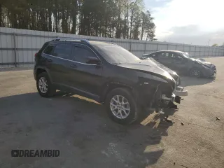 2015 Jeep Cherokee Latitude z VIN 1C4PJMCB0FW744977, wystawiony jako Copart lot #50927835 z przebiegiem 153 430 mil mil oraz Nie do naprawy • Non repairable. Historia ofert i sprzedaży dostępna na DreamBid. Obrazek 4.