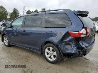 2018 Toyota Sienna LE Auto Access Seat with VIN 5TDKZ3DCXJS916879, listed as a Copart auction lot 44722805 with 79,076 mi miles and Salvage Title. Bid and sale history available at carsss.com. Image 2.