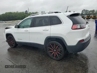 2019 Jeep Cherokee Latitude z VIN 1C4PJLCBXKD332002, wystawiony jako Copart lot #56652185 z przebiegiem 113 690 mil mil oraz Szkoda całkowita • Salvage title. Historia ofert i sprzedaży dostępna na DreamBid. Obrazek 2.