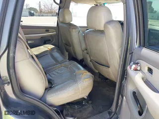 2001 Chevrolet Tahoe LT with VIN 1GNEC13T91R113281, listed as a IAAI auction lot 42081879 with 227,760 mi miles. Bid and sale history available at carsss.com. Image 8.
