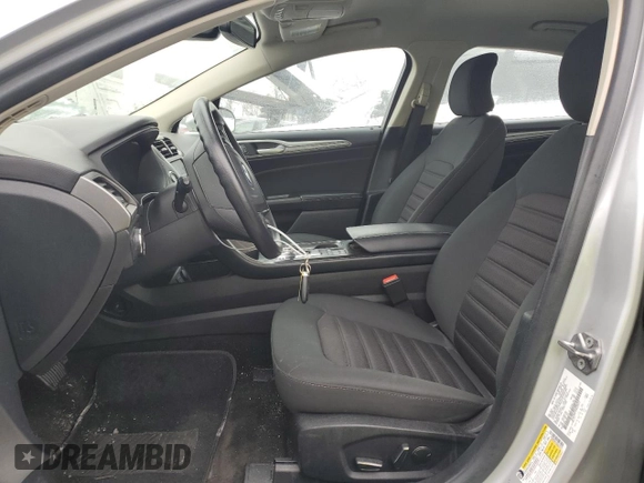 2018 Ford Fusion SE z VIN 3FA6P0H79JR270777, wystawiony jako Copart lot #45319755 z przebiegiem 69 152 mil mil oraz Szkoda całkowita • Salvage title. Historia ofert i sprzedaży dostępna na DreamBid. Obrazek 7.
