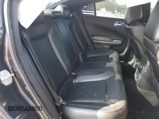 2019 Dodge Charger SXT z VIN 2C3CDXBG5KH696099, wystawiony jako Copart lot #55738275 z przebiegiem 107 968 mil mil oraz Szkoda całkowita • Salvage title. Historia ofert i sprzedaży dostępna na DreamBid. Obrazek 10.