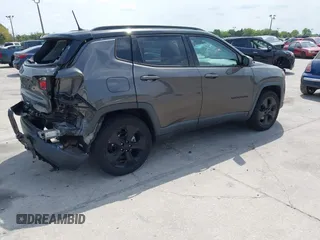 2018 Jeep Compass Latitude with VIN 3C4NJDBB1JT402381, listed as a IAAI auction lot 41844313 with 67,918 mi miles and . Bid and sale history available at DreamBid. Image 4.