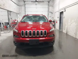 2017 Jeep Cherokee Latitude with VIN 1C4PJMCB3HW664088, listed as a IAAI auction lot 41832313 with 98,600 mi miles. Bid and sale history available at carsss.com. Image 12.