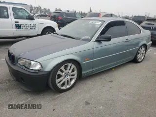 2002 BMW 3 Series 330Ci with VIN WBABN534X2PH01001, listed as a Copart auction lot 75676414 with Not Provided miles and Salvage Title. Bid and sale history available at carsss.com. Image 1.