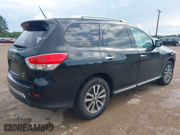 2015 Nissan Pathfinder SL with VIN 5N1AR2MM7FC656931, listed as a IAAI auction lot 42092907 with 156,529 mi miles and . Bid and sale history available at DreamBid. Image 4.