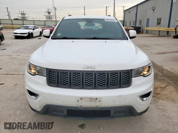 2017 Jeep Grand Cherokee Laredo with VIN 1C4RJEAG0HC674933, listed as a Copart auction lot 60353825 with 114,413 mi miles and Clean title. Bid and sale history available at DreamBid. Image 5.
