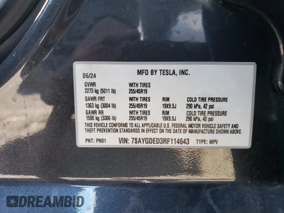 2024 Tesla Model Y with VIN 7SAYGDED3RF114643, listed as a Copart auction lot 56557075 with 3,021 mi miles and Salvage Title. Bid and sale history available at DreamBid. Image 12.