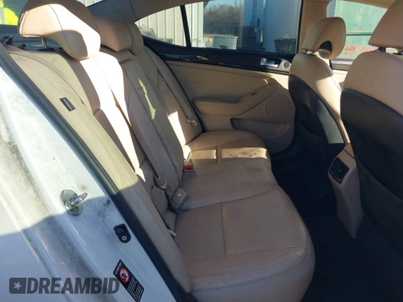 2015 Kia Cadenza Premium with VIN KNALN4D77F5170135, listed as a IAAI auction lot 41310337 with 237,376 mi miles. Bid and sale history available at carsss.com. Image 8.