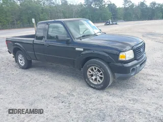 2009 Ford Ranger XLT with VIN 1FTZR45E69PA51323, listed as a IAAI auction lot 42145063 with 190,131 mi miles. Bid and sale history available at carsss.com. Image 1.