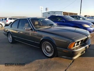 1987 BMW M6 z VIN WBAEE1405H2560004, wystawiony jako Copart lot #85741934 z przebiegiem 124 692 mil mil oraz Czysty tytuł • Clean title. Historia ofert i sprzedaży dostępna na DreamBid. Obrazek 4.