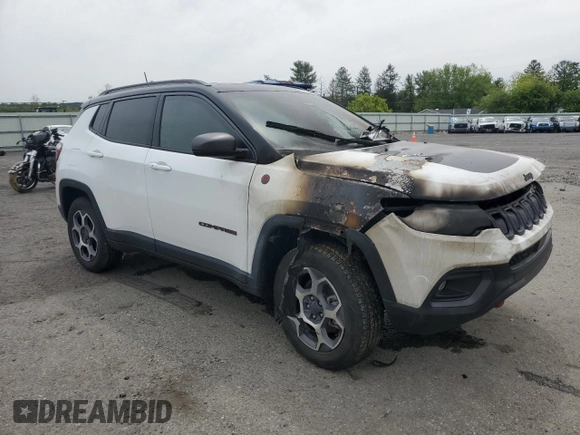 2022 Jeep Compass Trailhawk with VIN 3C4NJDDB9NT159096, listed as a Copart auction lot 58563145 with Not provided miles and Salvage title. Bid and sale history available at DreamBid. Image 4.