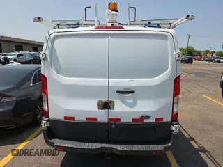 2016 Ford Transit с VIN 1FTYR1YM1GKB55547, выставлен на аукционе IAAI как лот 42515973 с пробегом 123 629 миль миль и . История ставок и продаж доступна на DreamBid. Изображение 9.