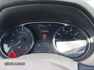 2015 Nissan Rogue SV z VIN 5N1AT2MV6FC764970, wystawiony jako IAAI lot #42093076 z przebiegiem 110 811 mil mil oraz . Historia ofert i sprzedaży dostępna na DreamBid. Obrazek 7.