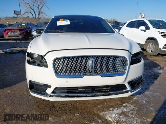 2017 Lincoln Continental Reserve with VIN 1LN6L9RP4H5609432, listed as a IAAI auction lot 41274549 with 104,742 mi miles. Bid and sale history available at carsss.com. Image 13.