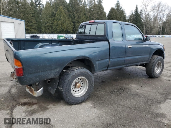 1998 Toyota Tacoma with VIN 4TAWN72NXWZ022200, listed as a Copart auction lot 44613295 with Not Provided miles and Salvage Title. Bid and sale history available at DreamBid. Image 3.