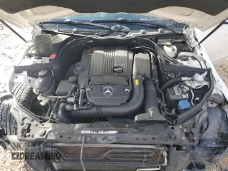 2014 Mercedes-Benz C 250 Sport z VIN WDDGF4HB7EG248082, wystawiony jako Copart lot #47351935 z przebiegiem 147 055 mil mil oraz Szkoda całkowita • Salvage title. Historia ofert i sprzedaży dostępna na DreamBid. Obrazek 13.