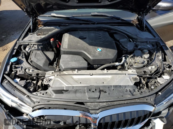 2021 BMW 3 Series 330i xDrive with VIN 3MW5R7J05M8B51153, listed as a Copart auction lot 51162025 with 35,244 mi miles and Clean Title. Bid and sale history available at carsss.com. Image 11.