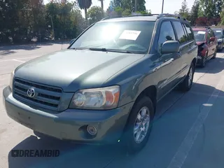 2005 Toyota Highlander z VIN JTEEP21A550082010, wystawiony jako IAAI lot #42283736 z przebiegiem 200 487 mil mil oraz . Historia ofert i sprzedaży dostępna na DreamBid. Obrazek 6.