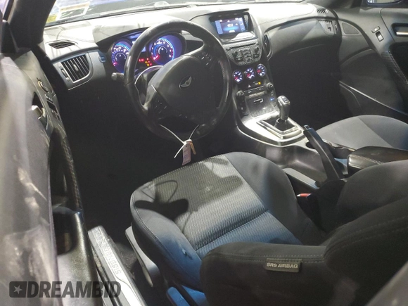 2016 Hyundai Genesis Coupe 3.8L Base with VIN KMHHT6KJ8GU132747, listed as a Copart auction lot 84431054 with 111,173 mi miles and Non Repairable. Bid and sale history available at carsss.com. Image 8.