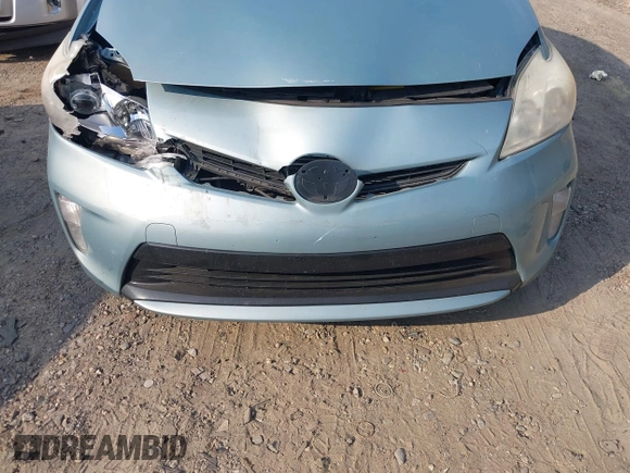 2013 Toyota Prius One with VIN JTDKN3DU3D5680090, listed as a IAAI auction lot 41794589 with 132,328 mi miles. Bid and sale history available at carsss.com. Image 6.