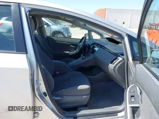 2011 Toyota Prius I z VIN JTDKN3DU1B1468812, wystawiony jako IAAI lot #41992949 z przebiegiem 229 946 mil mil oraz . Historia ofert i sprzedaży dostępna na DreamBid. Obrazek 5.