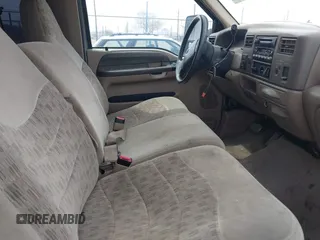 2000 Ford F-350 XL with VIN 1FTSX31FXYEB52620, listed as a IAAI auction lot 41944992 with 213,712 mi miles and . Bid and sale history available at DreamBid. Image 5.