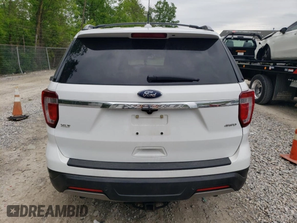 2019 Ford Explorer XLT с VIN 1FM5K8D82KGB25487, выставлен на аукционе Copart как лот 58329105 с пробегом 100 392 миль миль и Списание • Salvage title. История ставок и продаж доступна на DreamBid. Изображение 6.
