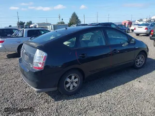 2008 Toyota Prius with VIN JTDKB20U987780567, listed as a IAAI auction lot 41714737 with 174,977 mi miles. Bid and sale history available at carsss.com. Image 4.
