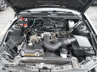 2007 Ford Mustang Deluxe with VIN 1ZVFT80N275285564, listed as a IAAI auction lot 41980104 with 111,665 mi miles. Bid and sale history available at carsss.com. Image 10.