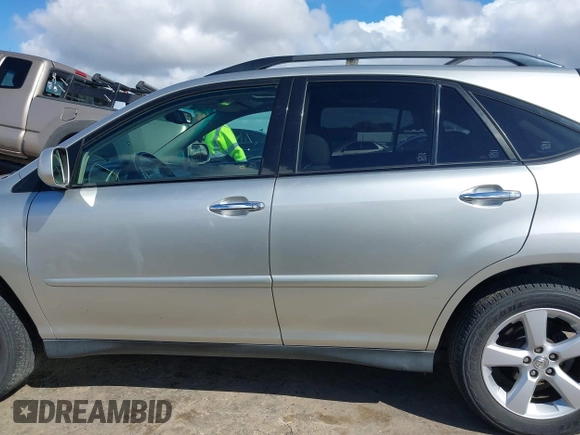 2008 Lexus RX 350 with VIN JTJGK31U780011677, listed as a IAAI auction lot 41817517 with 176,317 mi miles and . Bid and sale history available at DreamBid. Image 14.