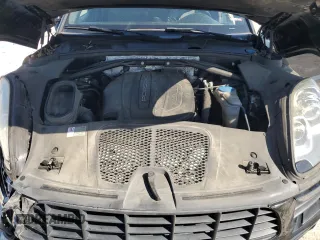2017 Porsche Macan with VIN WP1AA2A50HLB03242, listed as a Copart auction lot 56342905 with 95,584 mi miles and Salvage title. Bid and sale history available at DreamBid. Image 12.