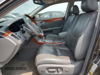 2005 Toyota Avalon XL z VIN 4T1BK36B85U014222, wystawiony jako Copart lot #59955415 z przebiegiem 239 897 mil mil oraz Czysty tytuł • Clean title. Historia ofert i sprzedaży dostępna na DreamBid. Obrazek 7.