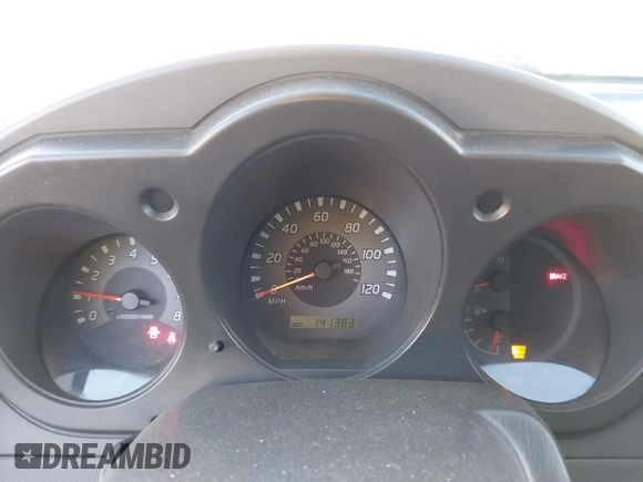 2002 Nissan Xterra XE z VIN 5N1ED28Y12C571994, wystawiony jako IAAI lot #41401574 z przebiegiem 141 383 mil mil oraz . Historia ofert i sprzedaży dostępna na DreamBid. Obrazek 7.