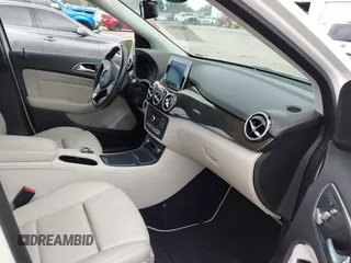 2016 Mercedes-Benz B Electric Drive with VIN WDDVP9AB7GJ009388, listed as a IAAI auction lot 41654143 with 46,748 mi miles and . Bid and sale history available at DreamBid. Image 5.