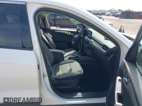 2020 Ford Escape SE with VIN 1FMCU0G60LUC45045, listed as a IAAI auction lot 42014651 with 96,202 mi miles and . Bid and sale history available at DreamBid. Image 5.
