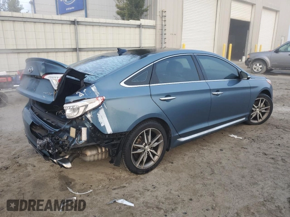 2015 Hyundai Sonata Sport z VIN 5NPE34ABXFH083470, wystawiony jako Copart lot #43548115 z przebiegiem 110 746 mil mil oraz Szkoda całkowita • Salvage title. Historia ofert i sprzedaży dostępna na DreamBid. Obrazek 3.
