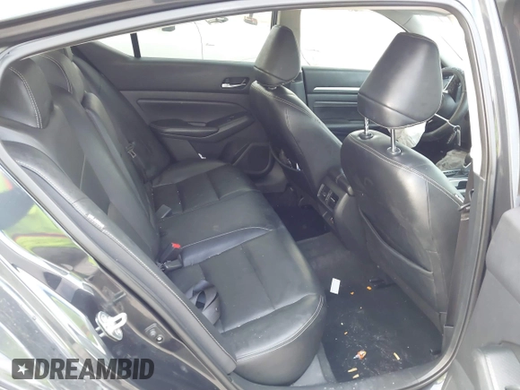 2019 Nissan Altima Platinum with VIN 1N4BL4FV4KC107201, listed as a IAAI auction lot 41483963 with 105,403 mi miles and . Bid and sale history available at carsss.com. Image 8.