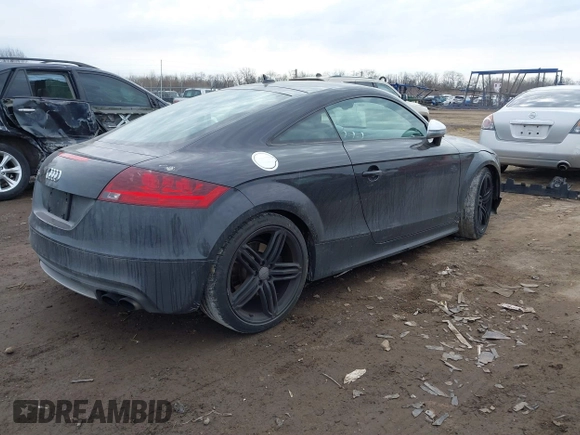 2011 Audi TTS 2.0T z VIN TRUB1AFK5B1016623, wystawiony jako IAAI lot #41699555 z przebiegiem 33 626 mil mil oraz . Historia ofert i sprzedaży dostępna na DreamBid. Obrazek 4.
