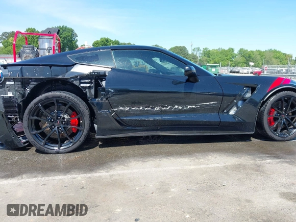 2017 Chevrolet Corvette Grand Sport 3LT z VIN 1G1YZ2D71H5110106, wystawiony jako IAAI lot #42064252 z przebiegiem 49 406 mil mil oraz . Historia ofert i sprzedaży dostępna na DreamBid. Obrazek 14.
