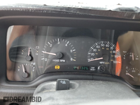 2001 Jeep Cherokee Sport with VIN 1J4FF58SX1L615967, listed as a Copart auction lot 43709235 with 241,326 mi miles and Clean title. Bid and sale history available at DreamBid. Image 9.