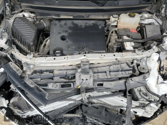 2019 Chevrolet Traverse LT Cloth with VIN 1GNERGKW8KJ219380, listed as a Copart auction lot 47620675 with 108,925 mi miles and Salvage Title. Bid and sale history available at carsss.com. Image 13.
