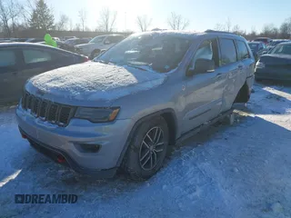 2017 Jeep Grand Cherokee Trailhawk with VIN 1C4RJFLT4HC657682, listed as a IAAI auction lot 41286507 with 123,646 mi miles and . Bid and sale history available at DreamBid. Image 17.
