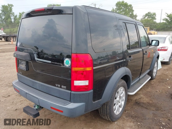 2006 Land Rover LR3 SE with VIN SALAE25436A403902, listed as a IAAI auction lot 42680247 with 111,605 mi miles and . Bid and sale history available at DreamBid. Image 4.