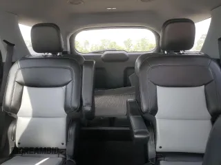 2022 Ford Explorer XLT with VIN 1FMSK7DH6NGA63920, listed as a Copart auction lot 51870815 with 30,619 mi miles and Salvage Title. Bid and sale history available at carsss.com. Image 10.
